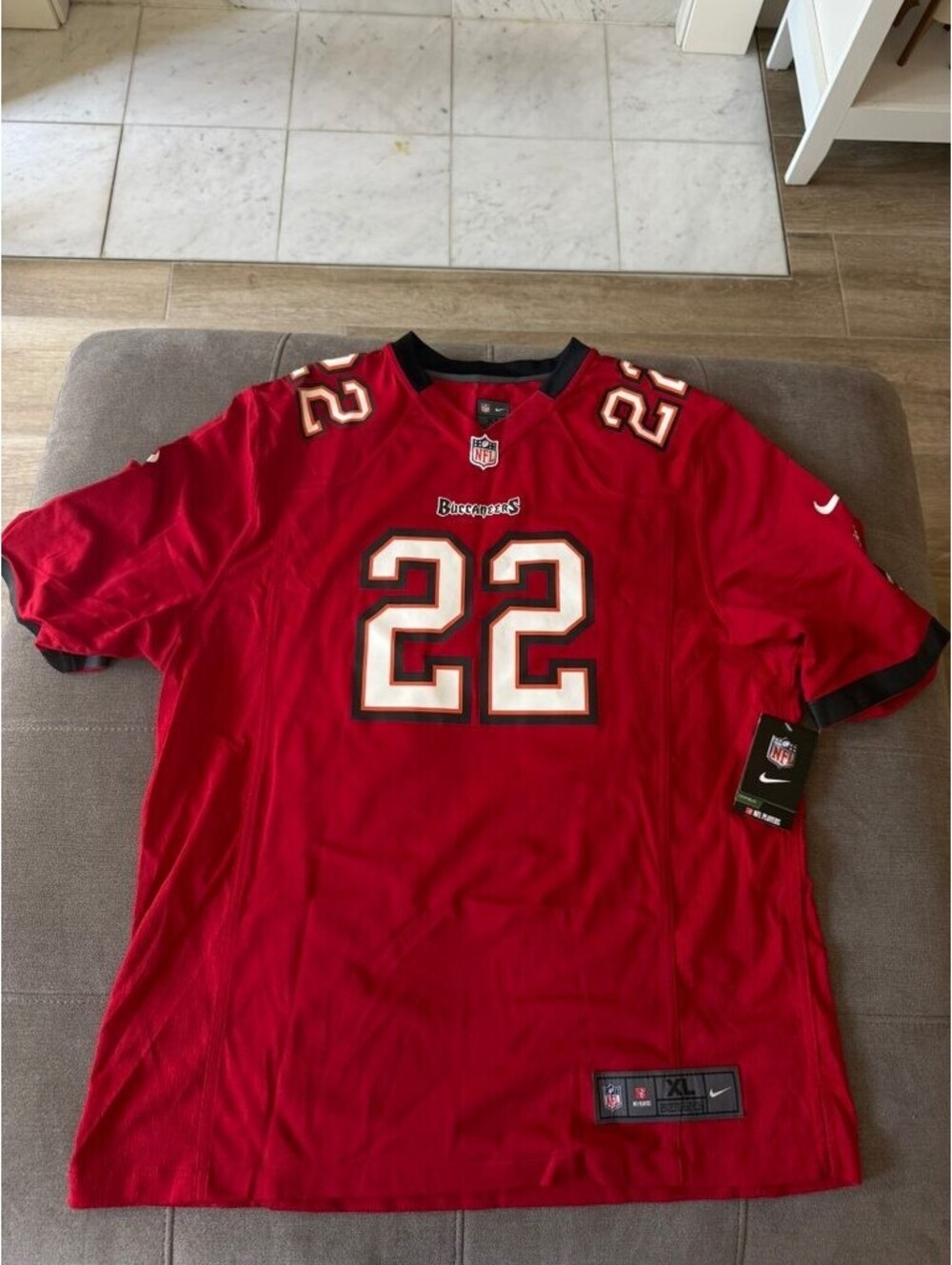 Nike Doug Martin Buccaneers #22 Jersey Red XL NWT On Field
